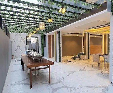 Hotel Mayfair Tower Kalkuta Zewnętrze zdjęcie