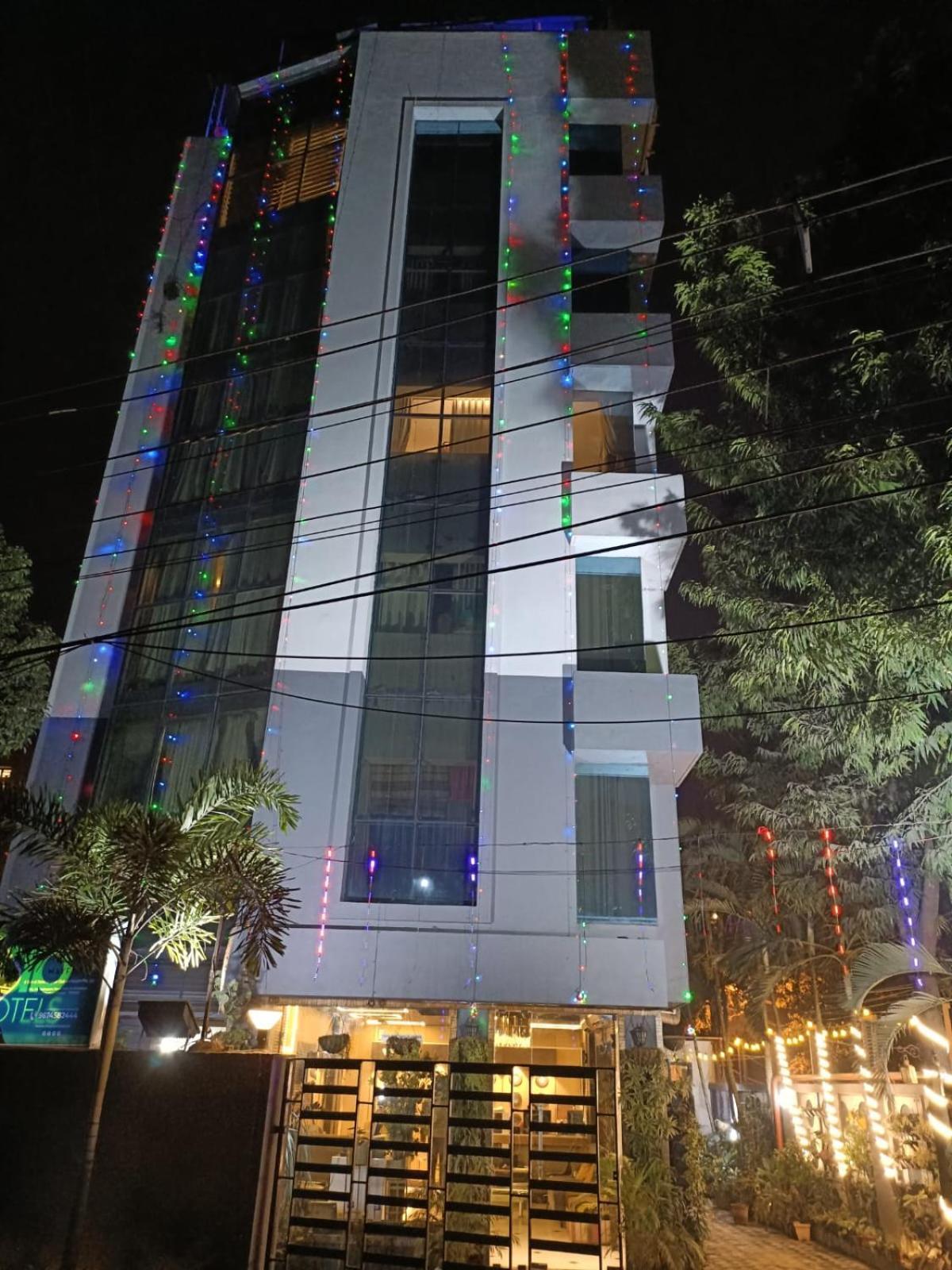 Hotel Mayfair Tower Kalkuta Zewnętrze zdjęcie