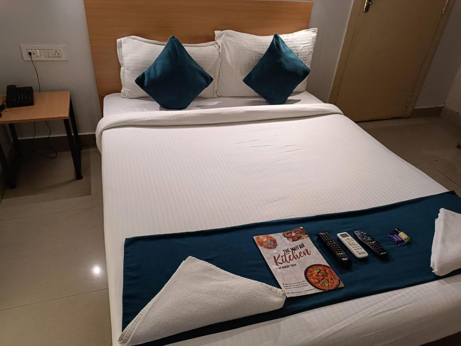 Hotel Mayfair Tower Kalkuta Zewnętrze zdjęcie