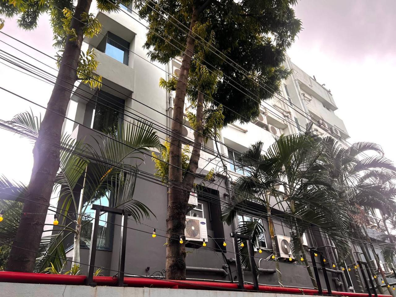 Hotel Mayfair Tower Kalkuta Zewnętrze zdjęcie